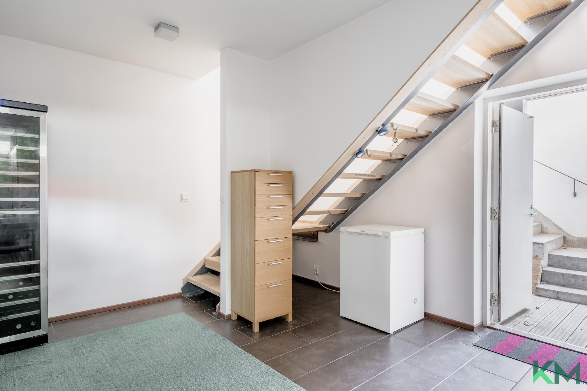 Tervetuloa kellarikerrokseen!