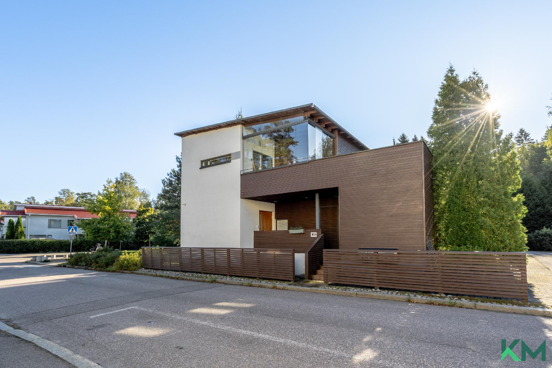 Hallainvuorentie 10, Myllypuro, Helsinki