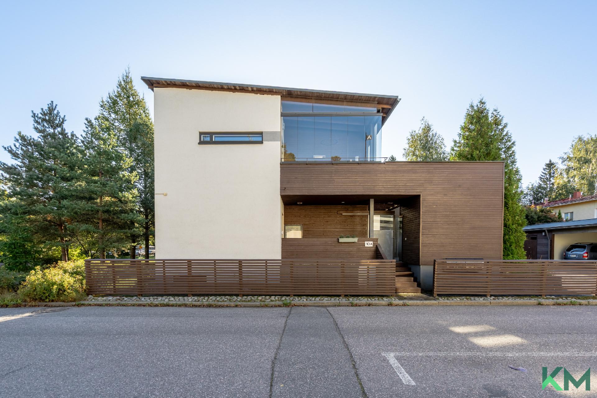 Hallainvuorentie 10, Myllypuro, Helsinki