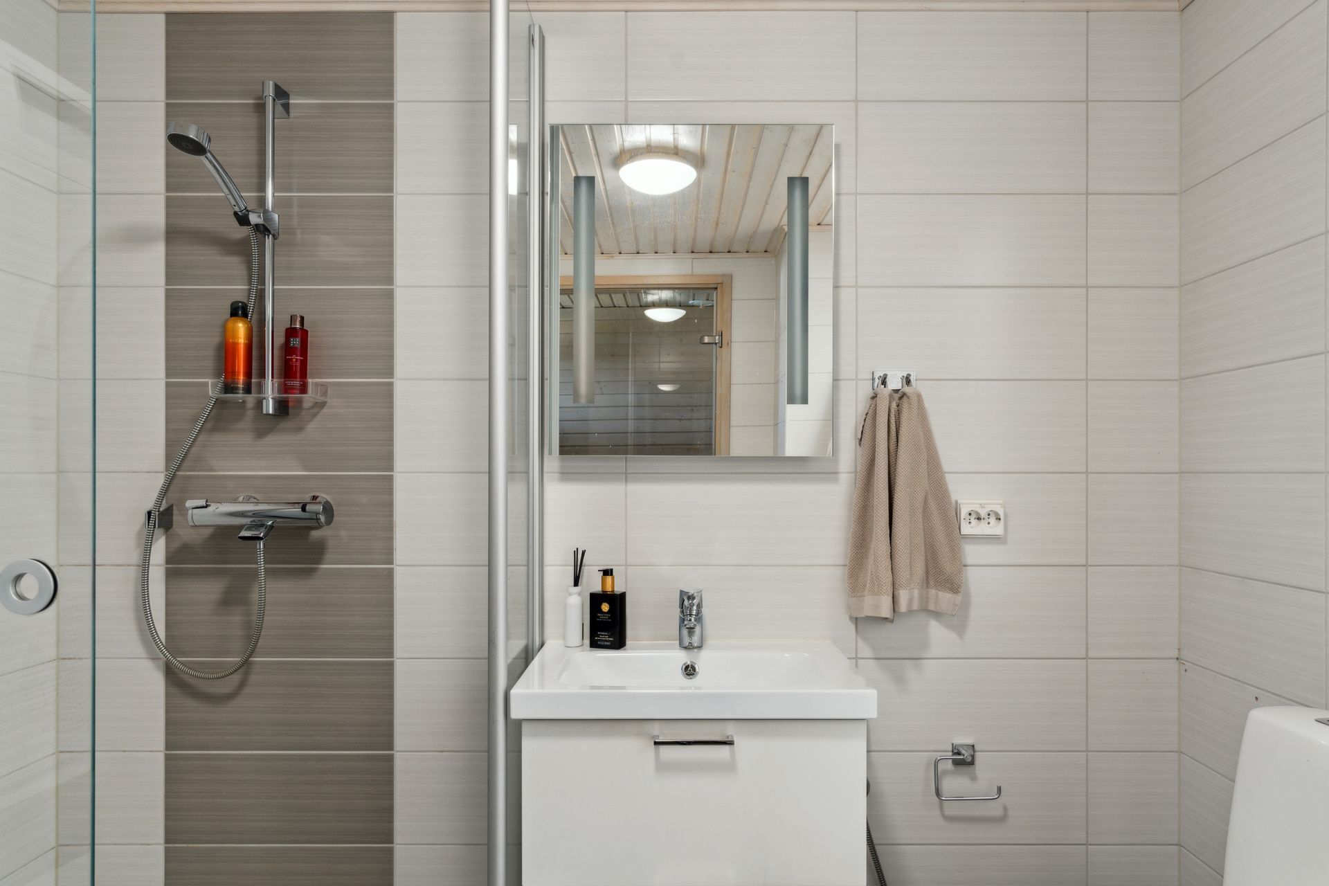 Helmipöllönkatu 5, Uusmäki, Espoo