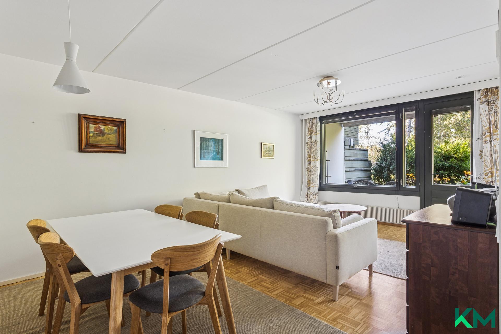 Suvikummunrinne 2, Tapiola, Espoo