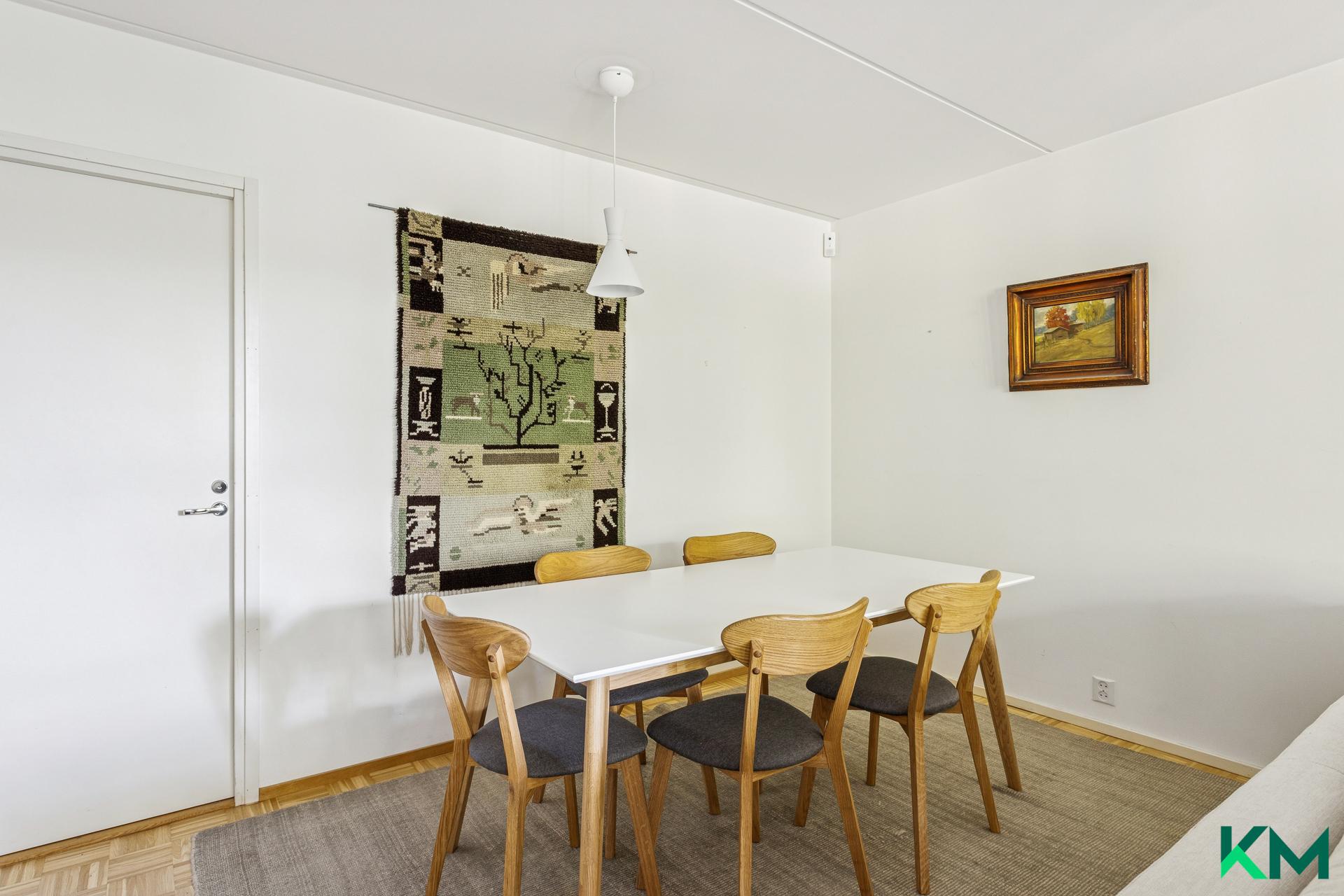 Suvikummunrinne 2, Tapiola, Espoo