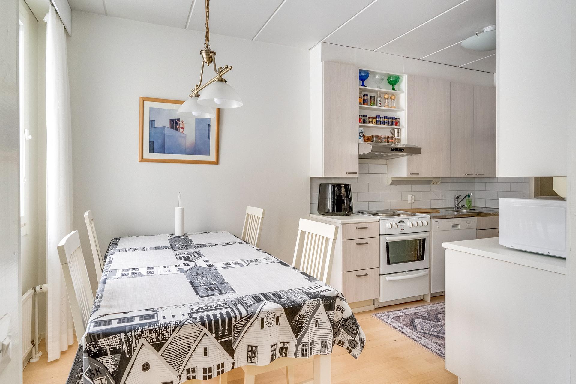 Laaksotie 1, Vähäjärvi, Pirkkala