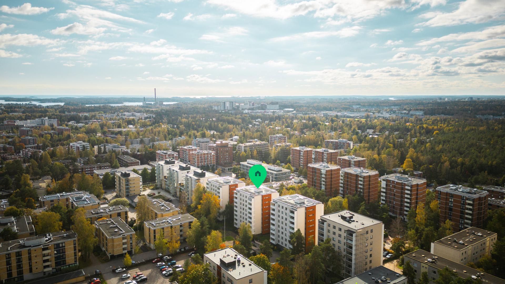 Täysikuu 10 B, Olari, Espoo