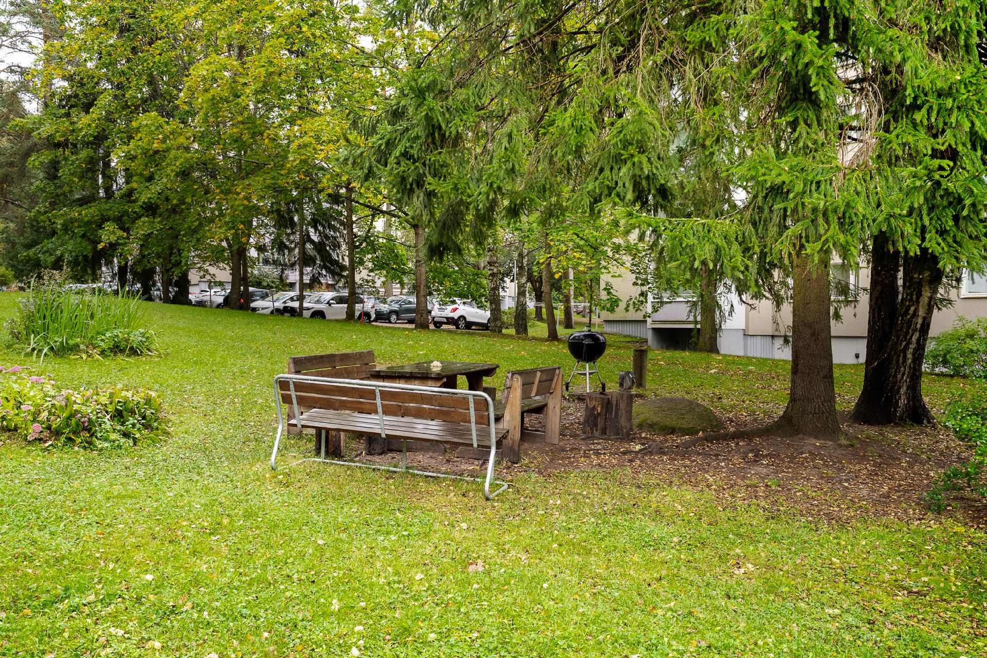 Poutamäentie 15, Pitäjänmäki, Helsinki