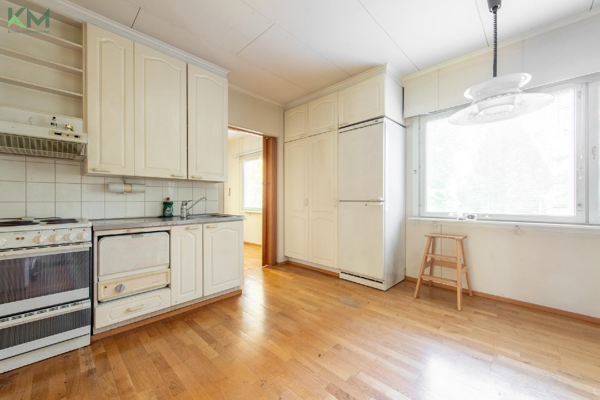 Museotie 11, Keskusta, Kurikka