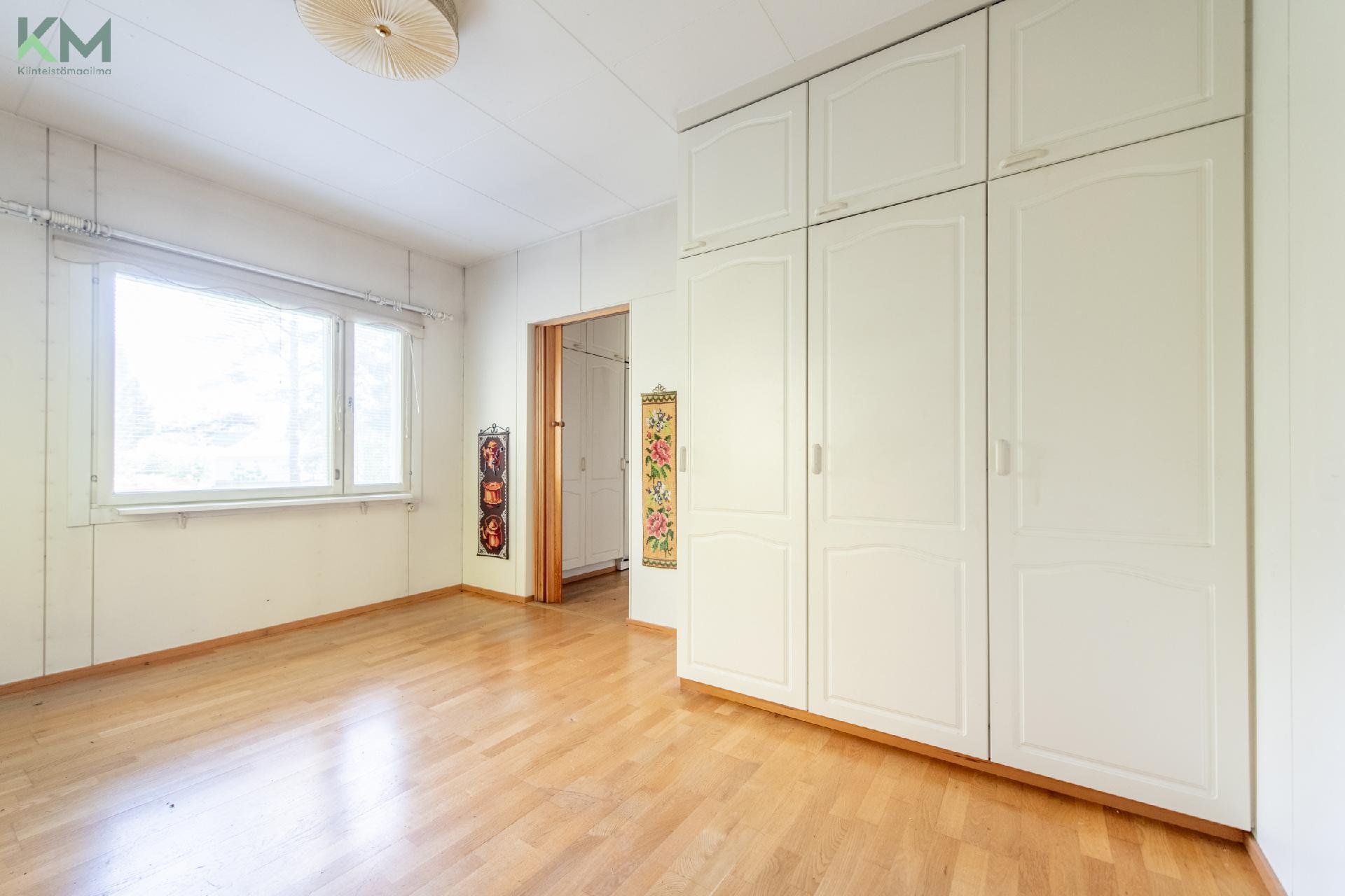 Museotie 11, Keskusta, Kurikka