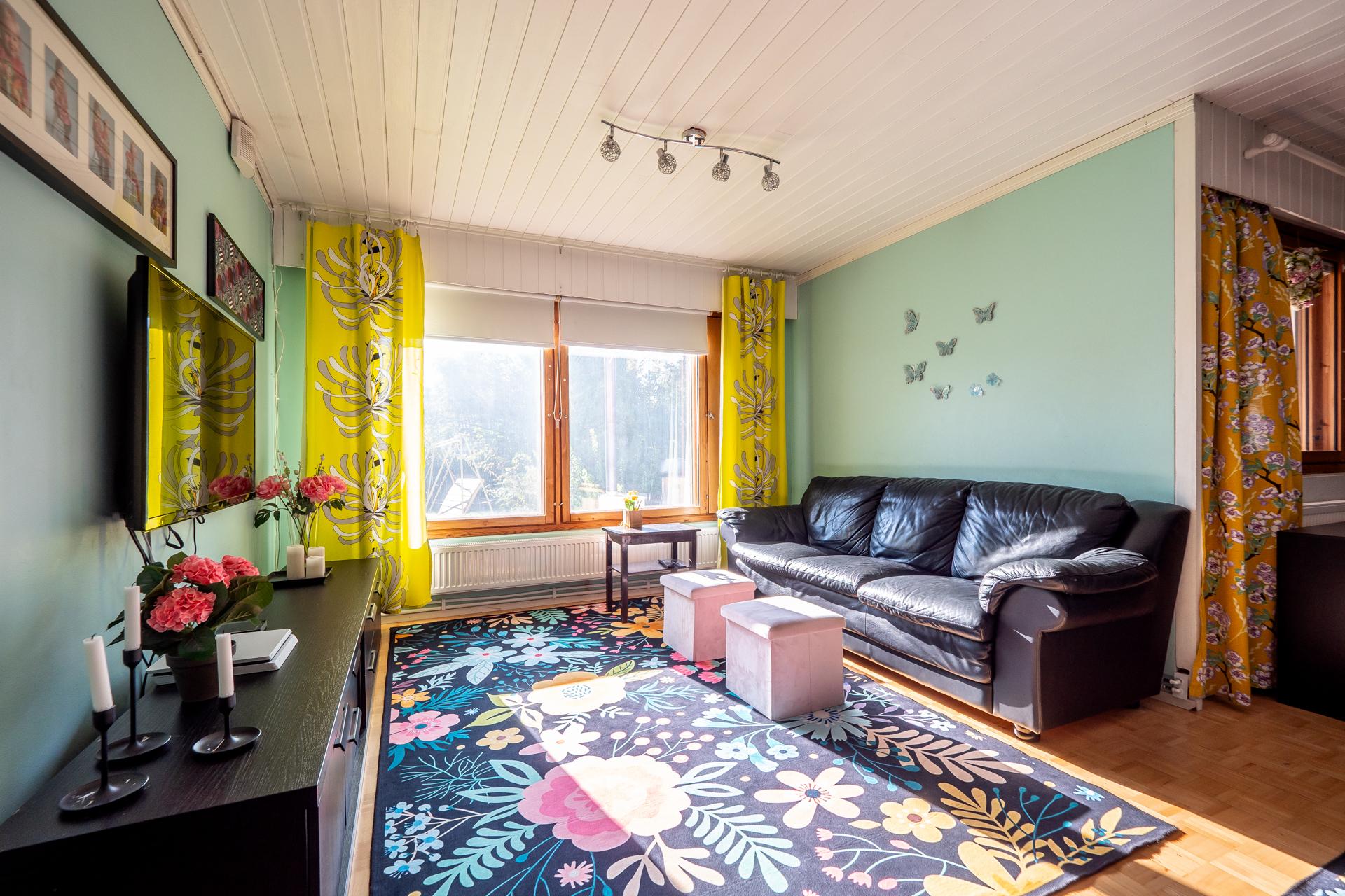 Ellintie 17, Knuutilankangas, Oulu