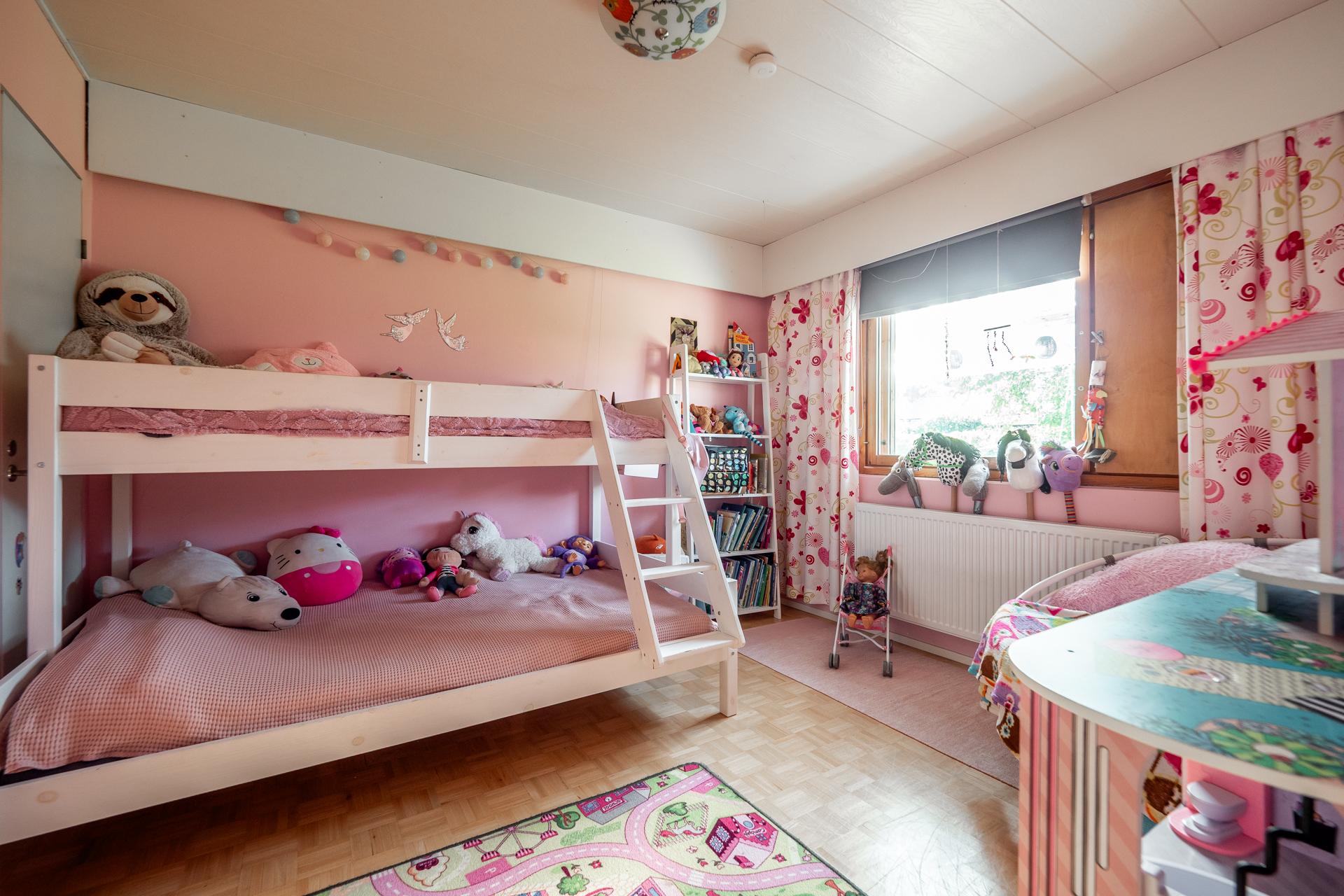 Ellintie 17, Knuutilankangas, Oulu