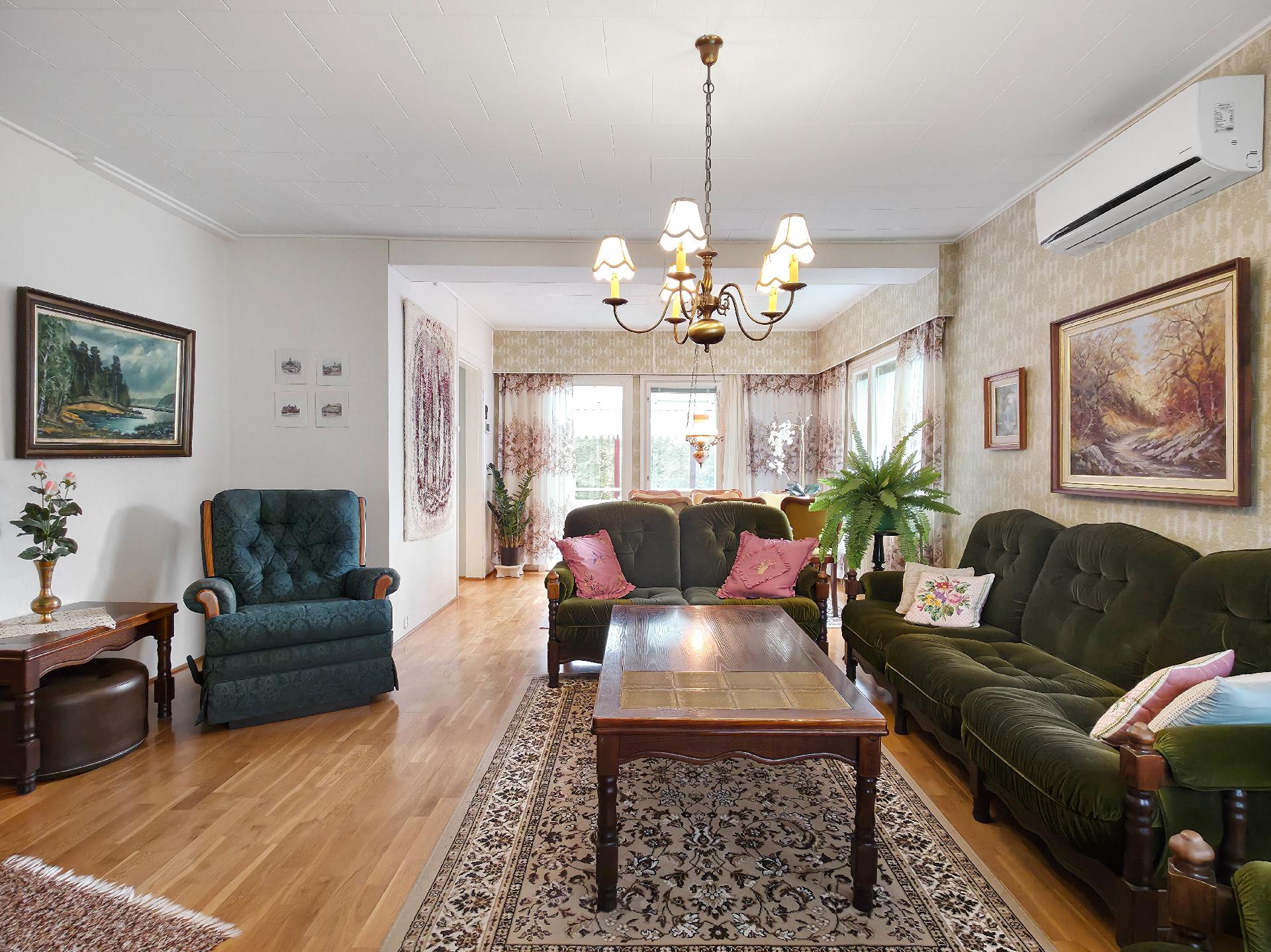 Kauriinkatu 12, Uus-Lavola, Lappeenranta