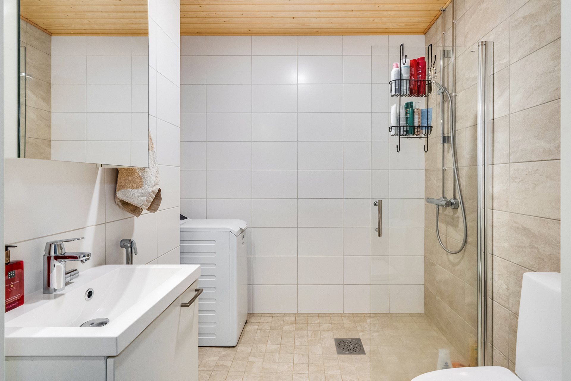 Mustanlahdenkatu 21, Keskusta, Tampere