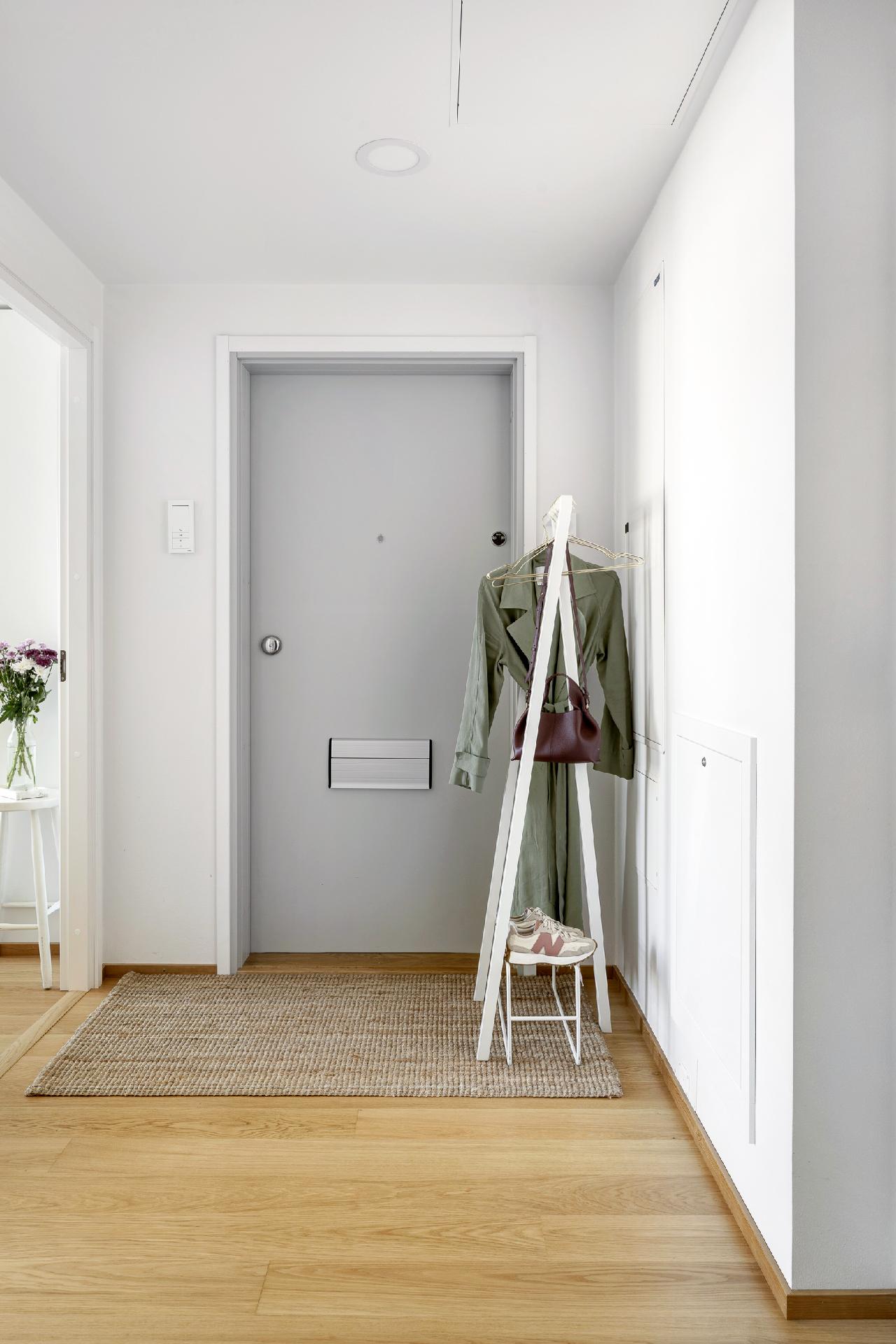 Yläkerran sisäänkäynti