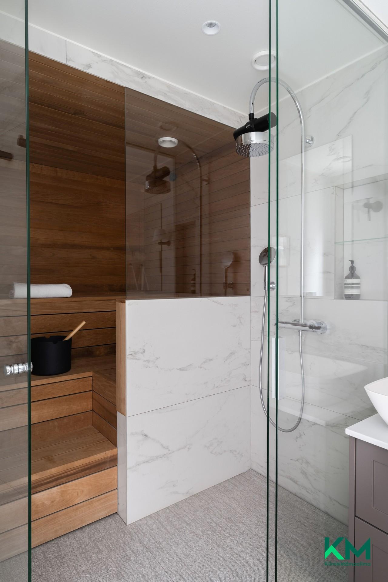 Laivanvarustajankatu 4, Ullanlinna, Helsinki