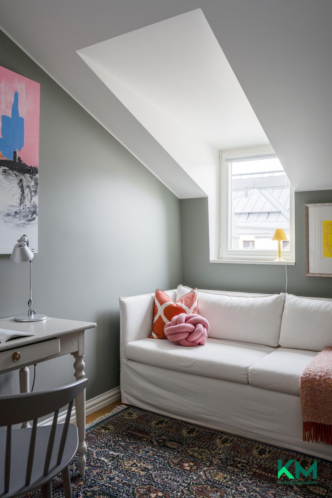 Laivanvarustajankatu 4, Ullanlinna, Helsinki