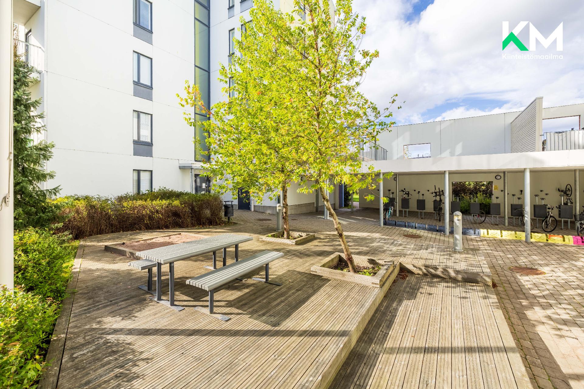 Rubiinikehä 33, Kivistö, Vantaa