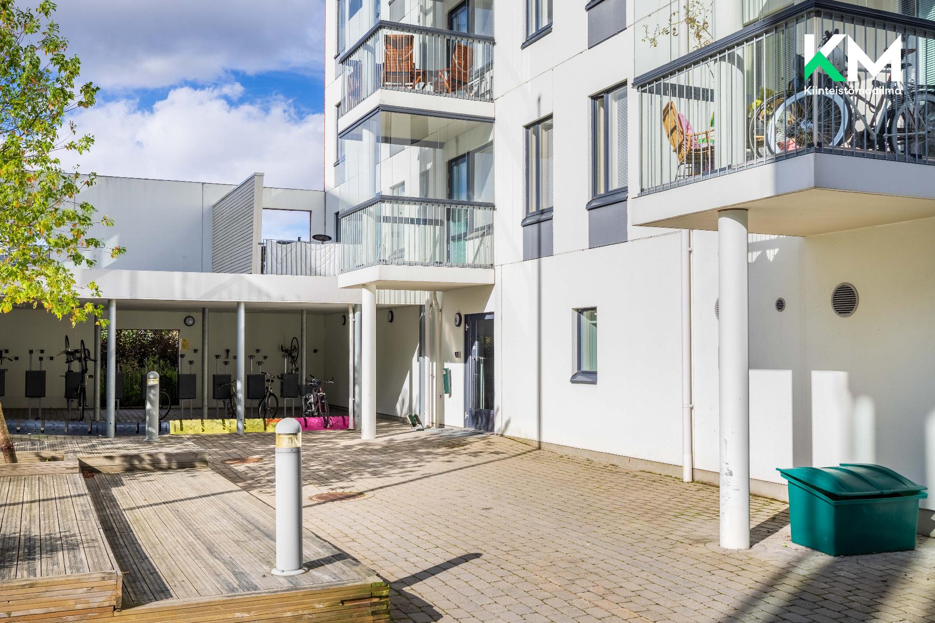 Rubiinikehä 33, Kivistö, Vantaa