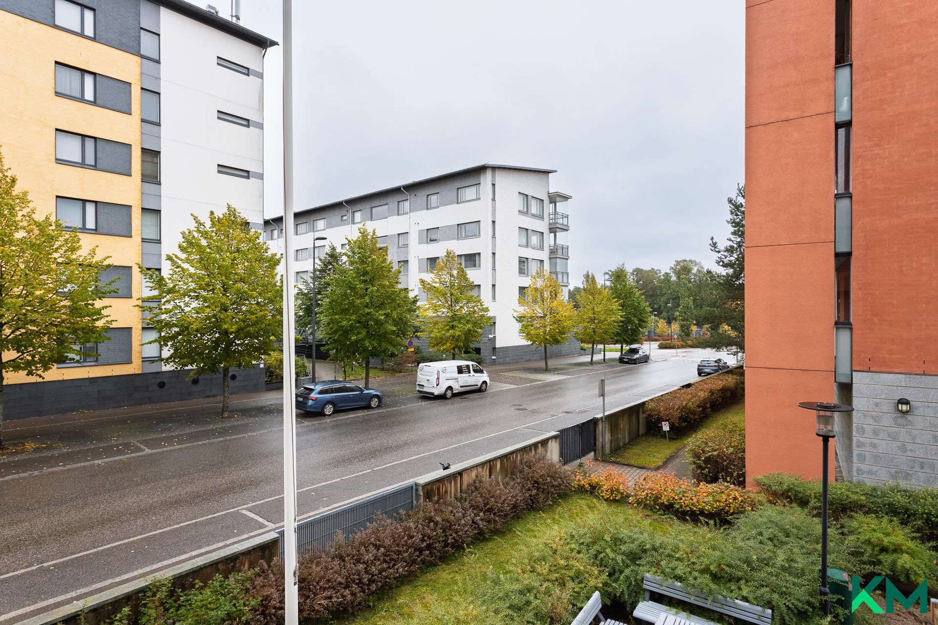 Aurinkotuulenkatu 17, Aurinkolahti, Helsinki