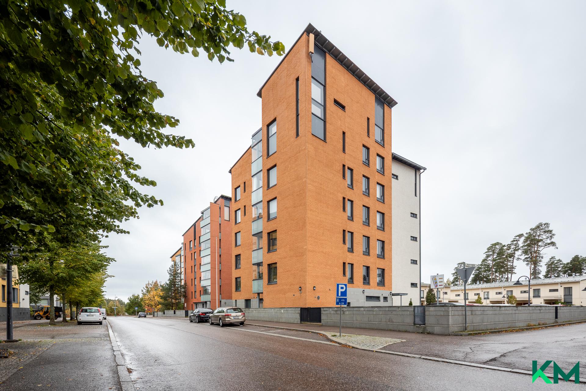 Aurinkotuulenkatu 17, Aurinkolahti, Helsinki