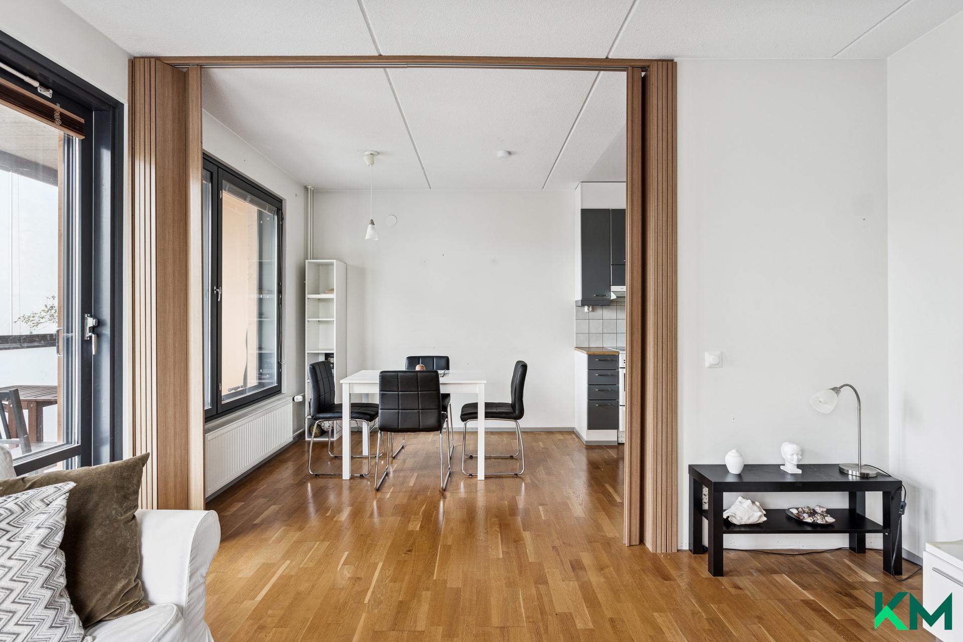 Aurinkotuulenkatu 17, Aurinkolahti, Helsinki