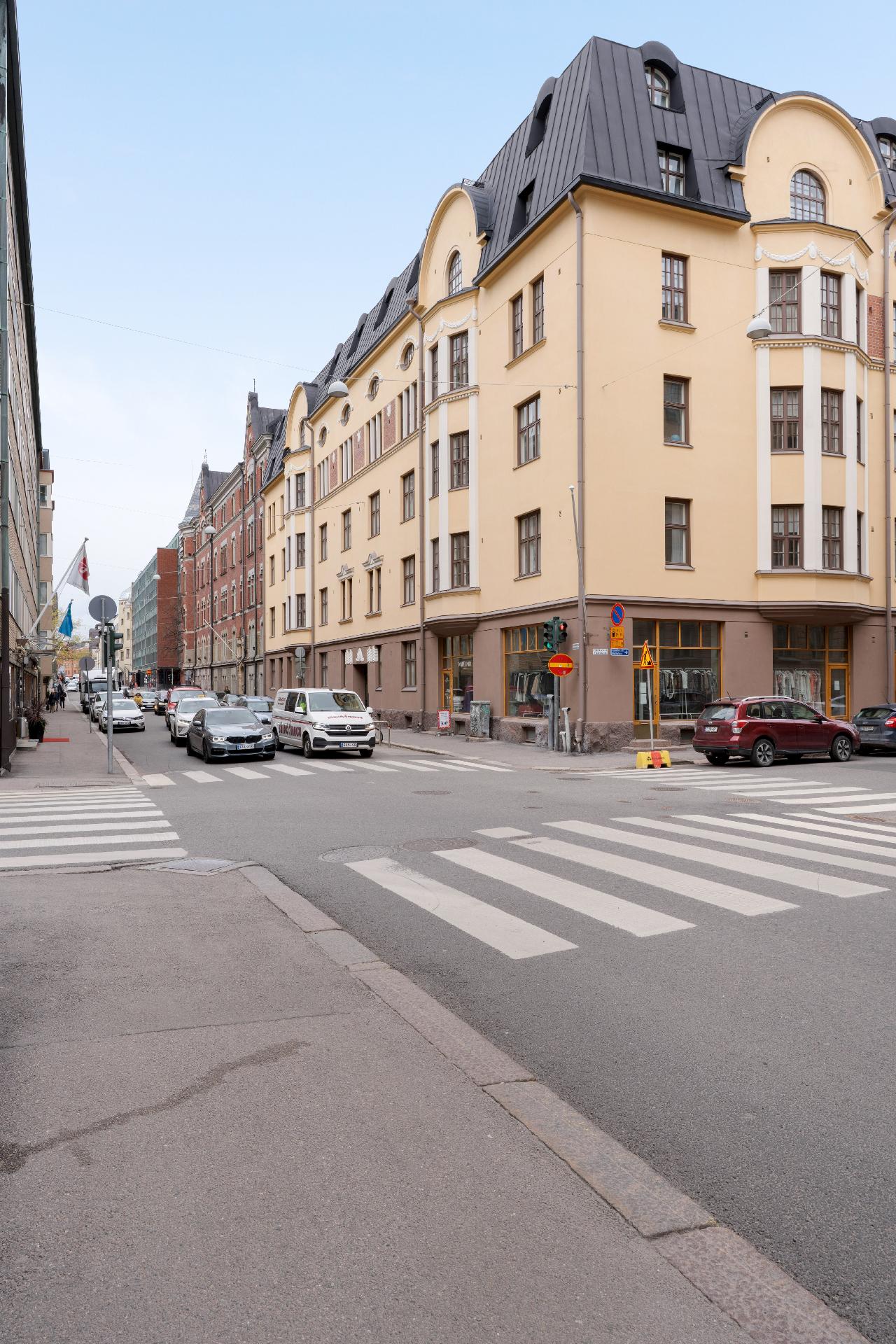 Albertinkatu 21, Kamppi, Helsinki