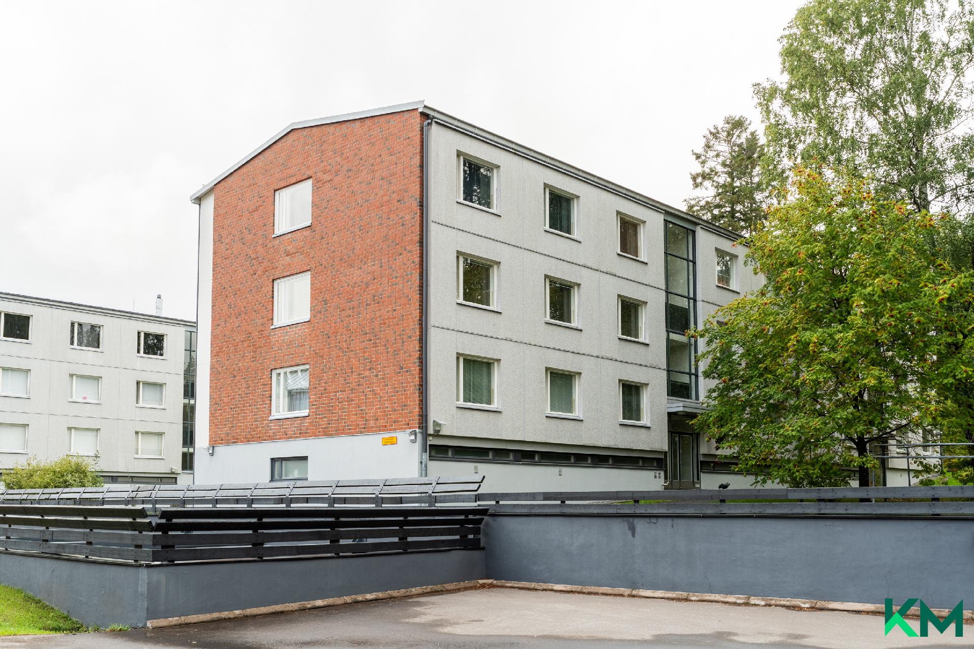 Sallatunturintie 2, Mellunmäki, Helsinki
