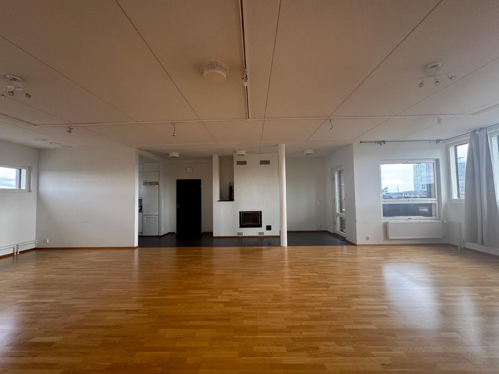 Sörnäistenkatu 15, Hermanni, Helsinki