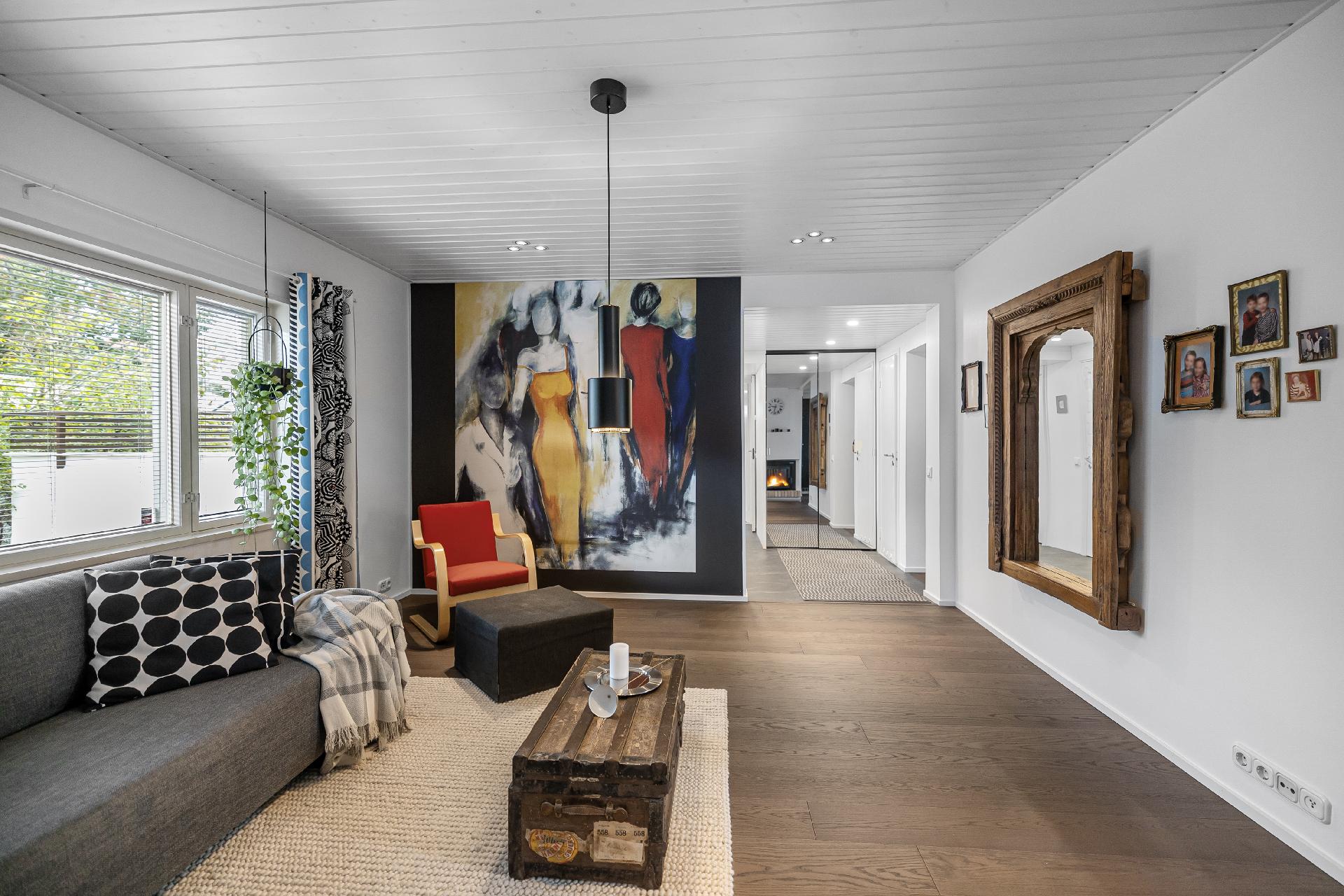 Suksitehtaankatu 9, Kinnari, Järvenpää