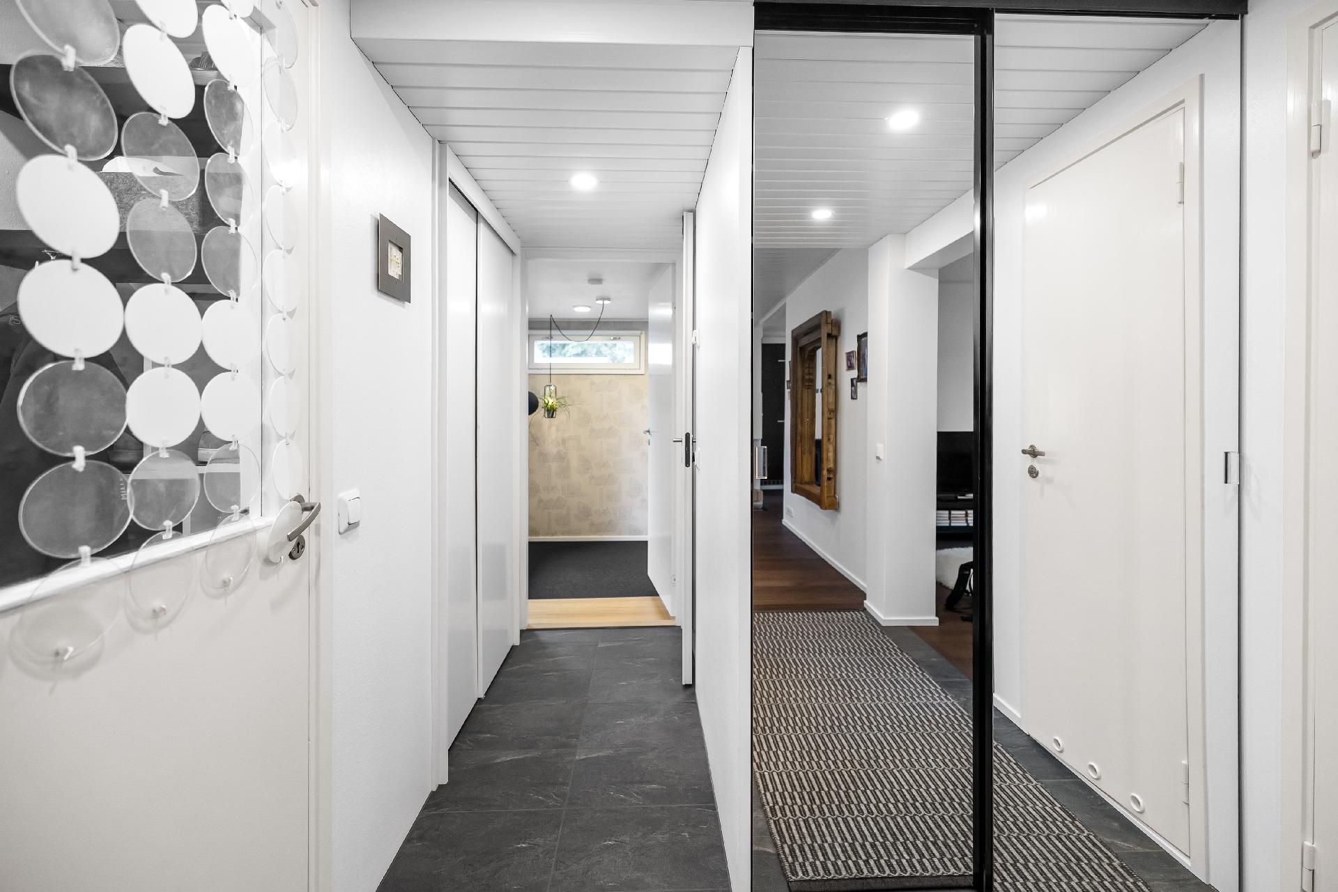 Suksitehtaankatu 9, Kinnari, Järvenpää