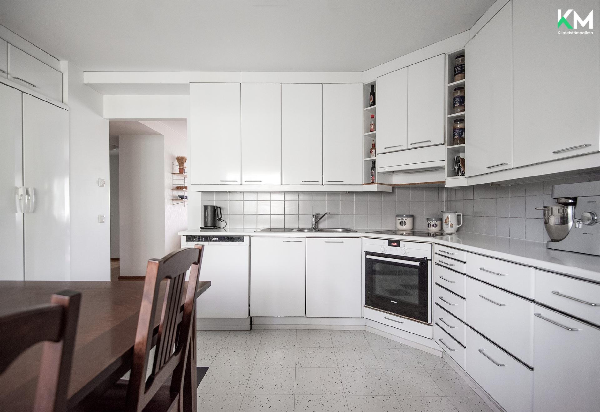 Kiperhaantie 4, Mäksmäki, Masku