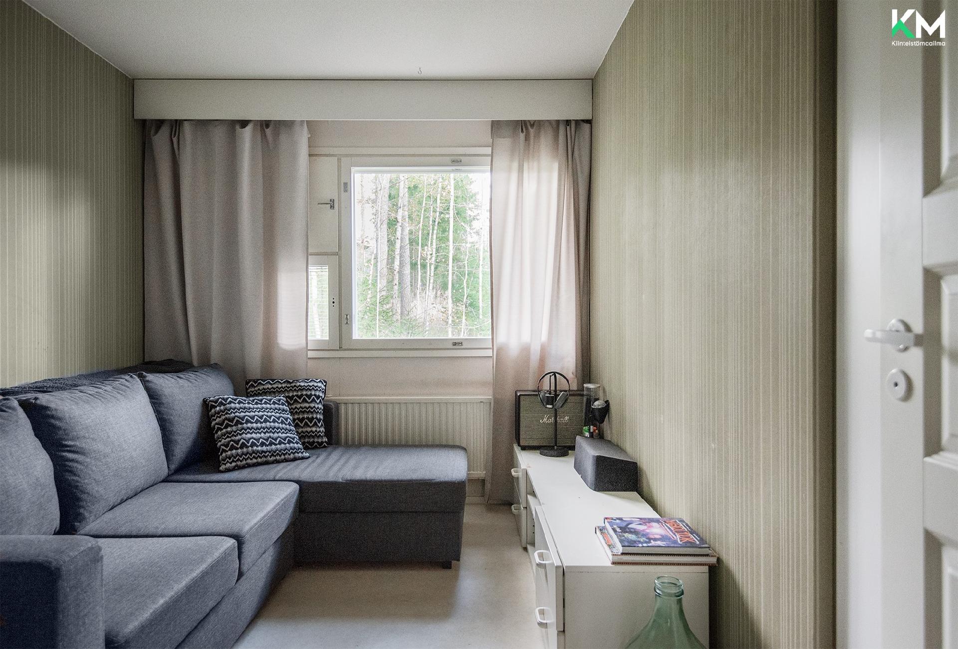 Kiperhaantie 4, Mäksmäki, Masku