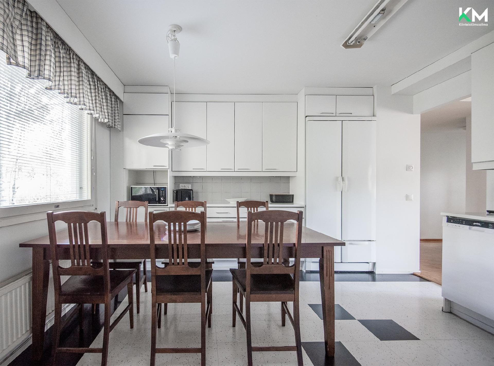 Kiperhaantie 4, Mäksmäki, Masku