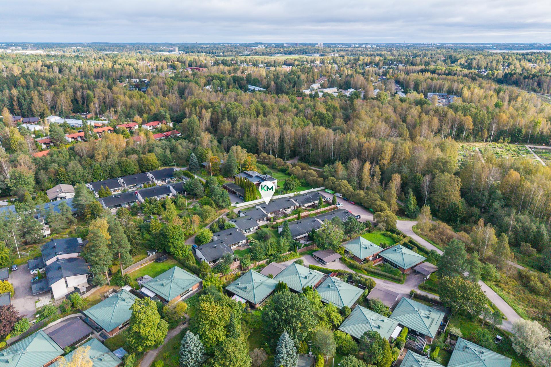 Lukupurontie 8, Mankkaa, Espoo