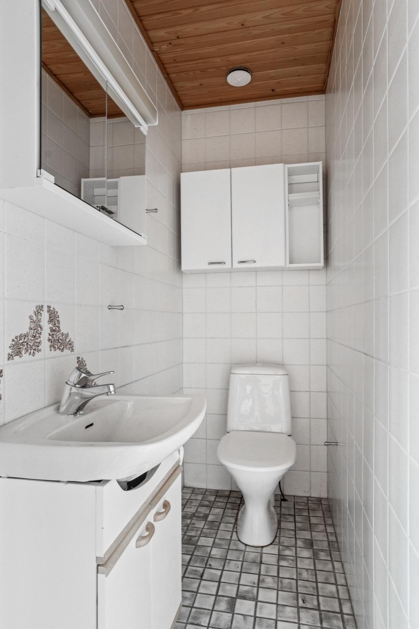 Lukupurontie 8, Mankkaa, Espoo