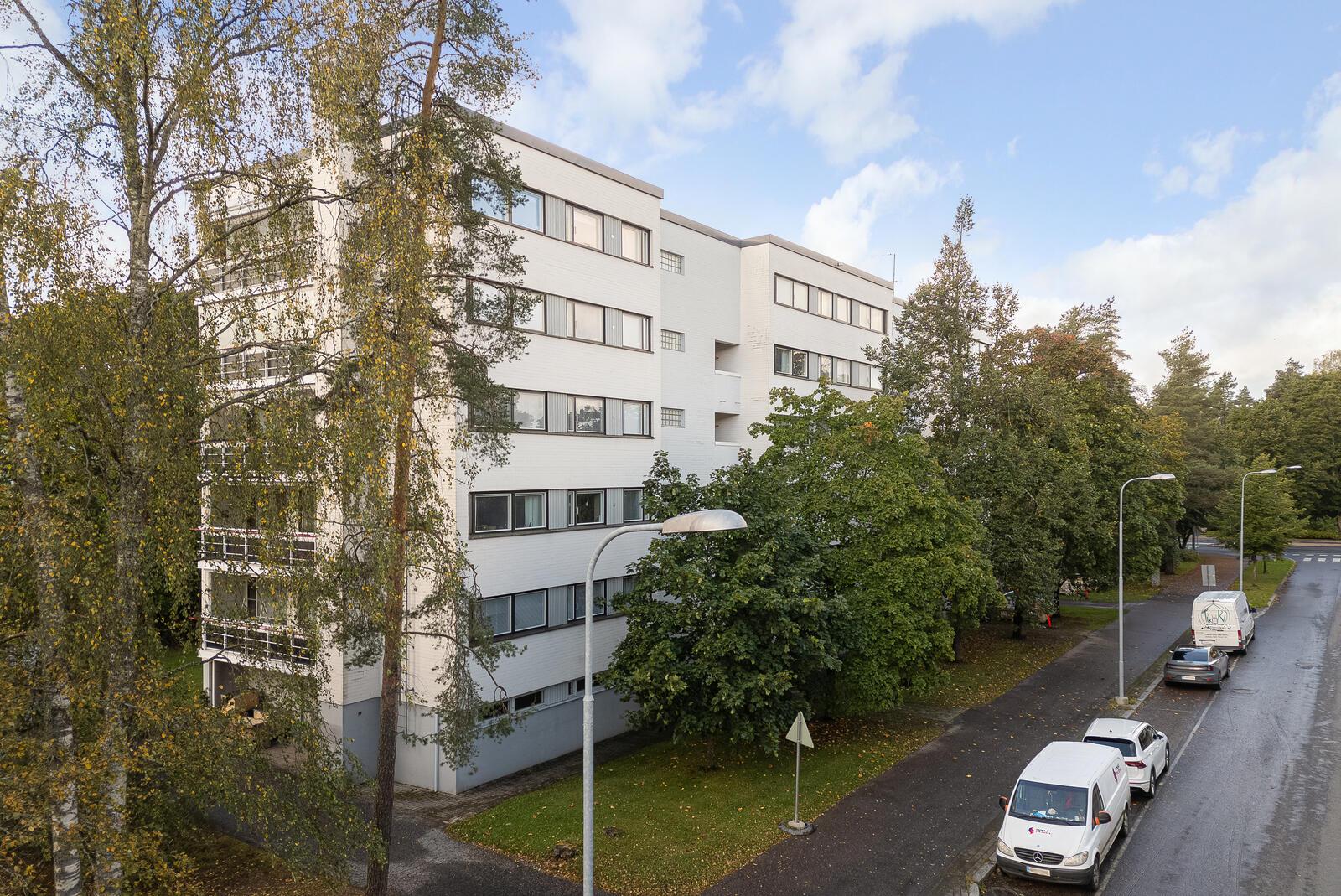 Martinkatu 9-11, Viertola, Hyvinkää