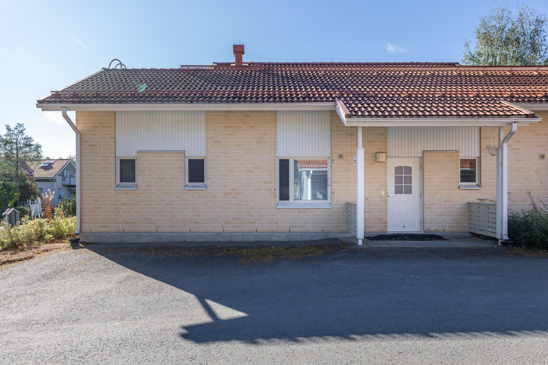 Antintie 1, Keskusta, Juva