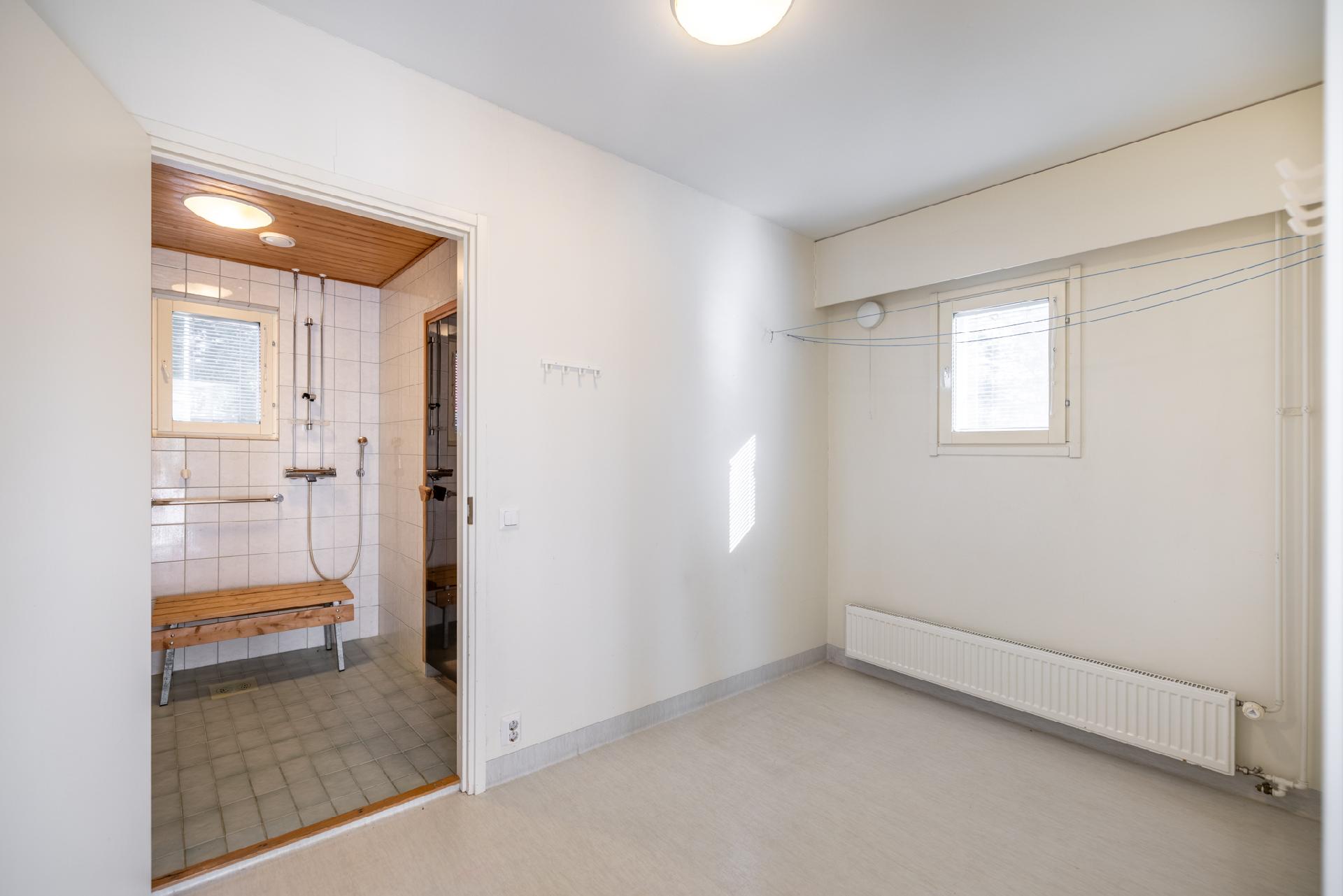 Antintie 1, Keskusta, Juva