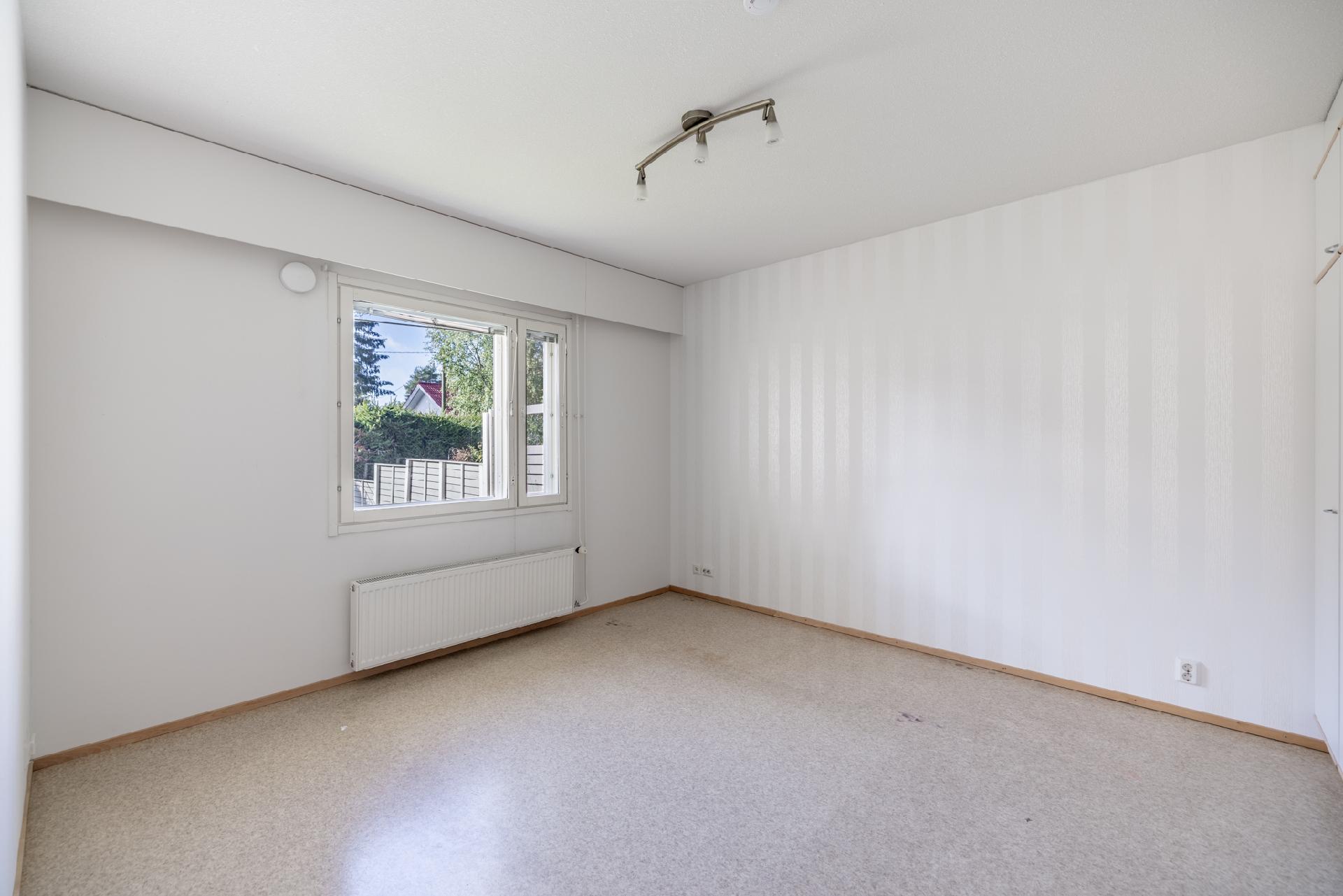 Antintie 1, Keskusta, Juva