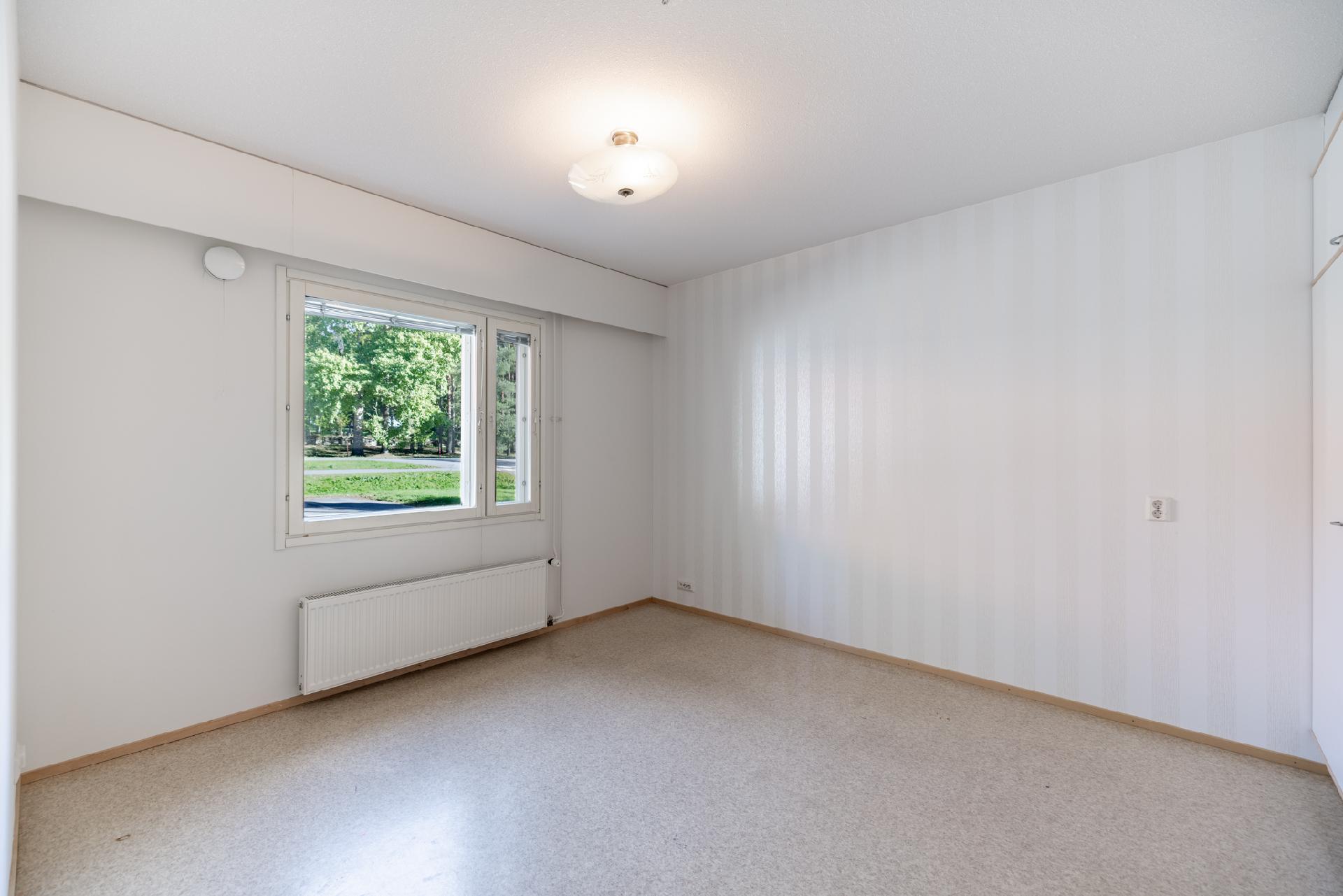 Antintie 1, Keskusta, Juva