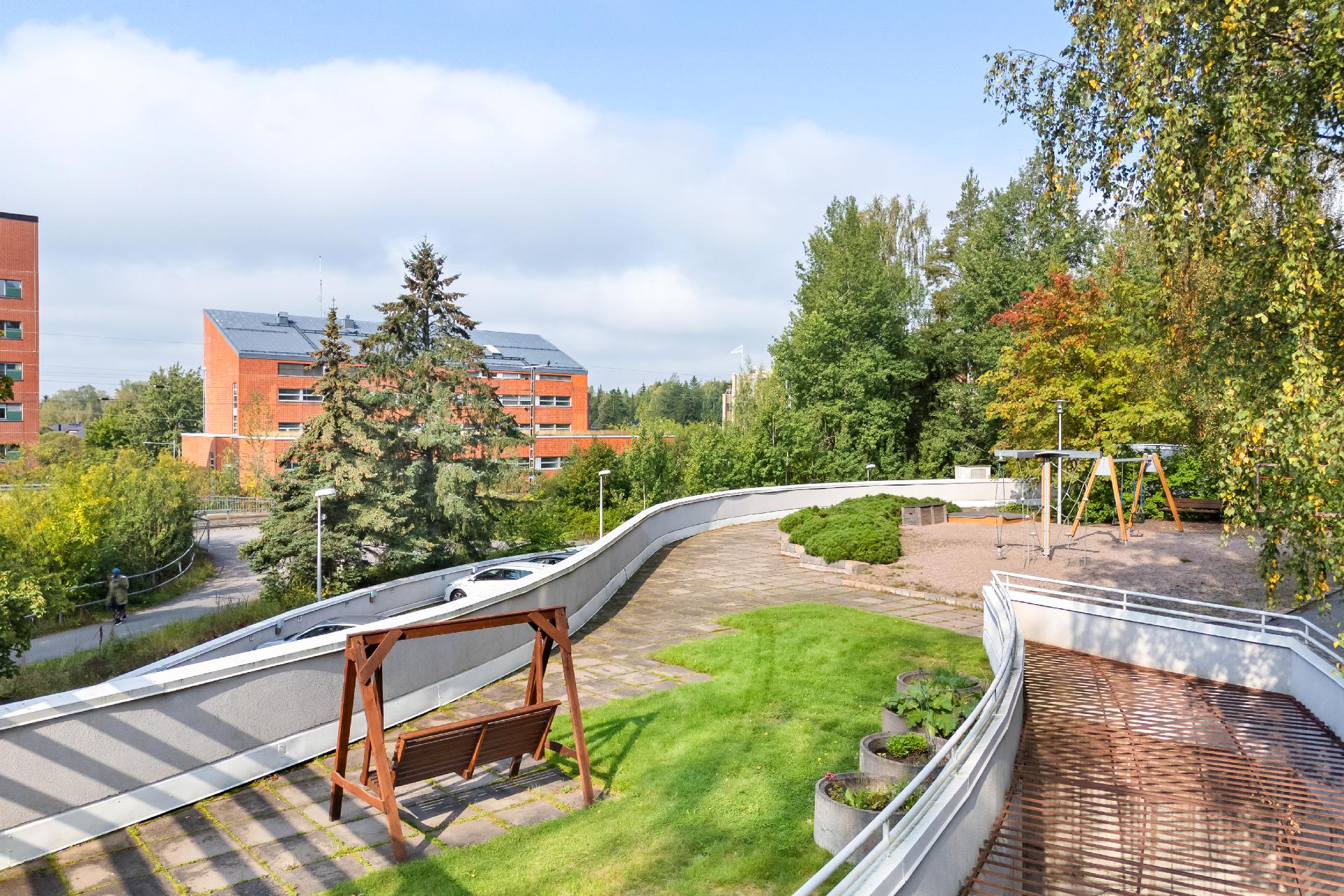 Kuparitie 10, Lassila, Helsinki