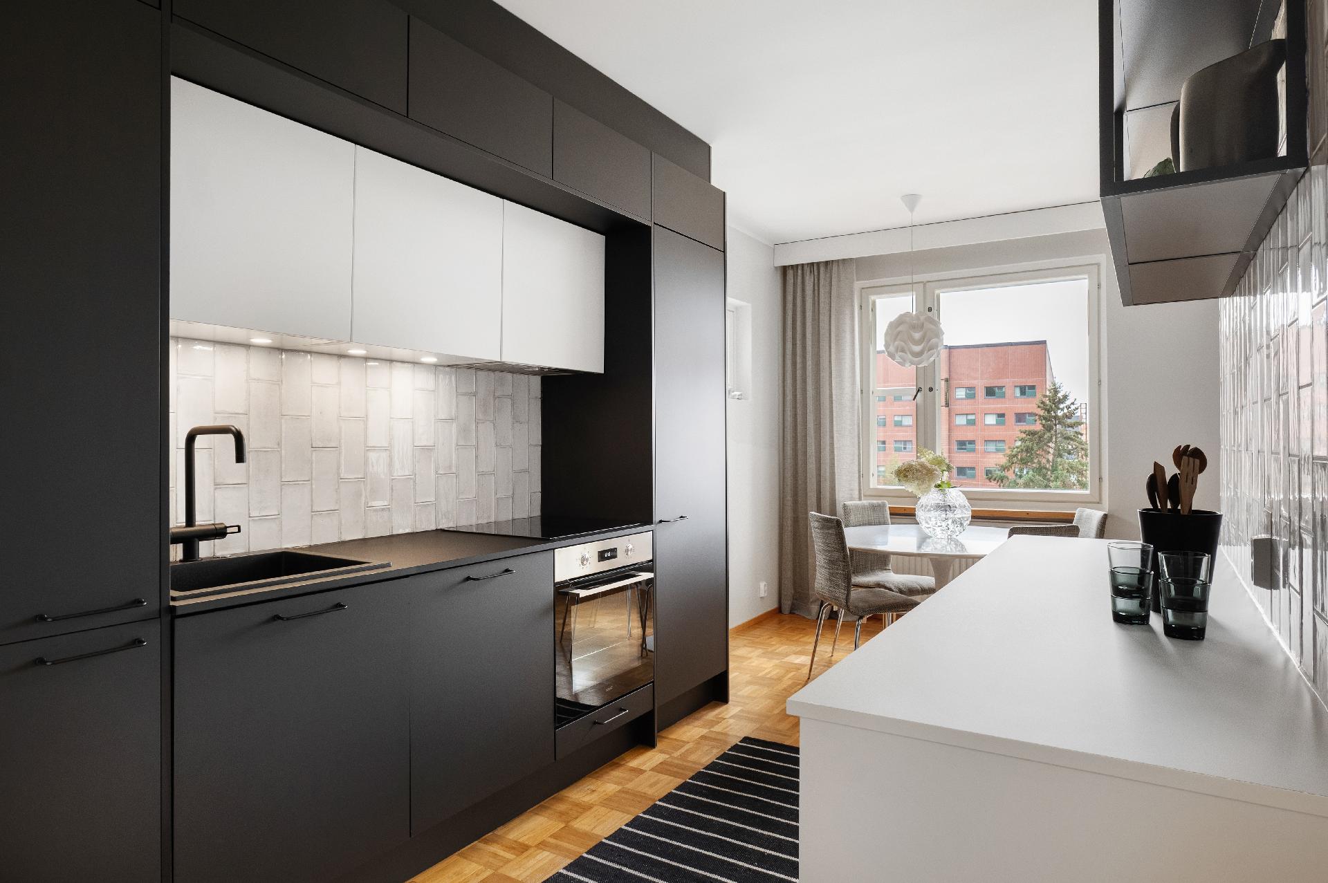 Kuparitie 10, Lassila, Helsinki