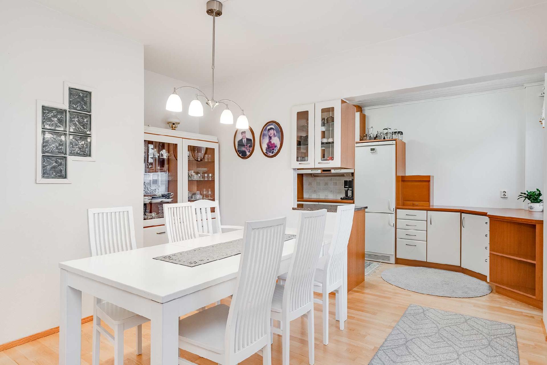 Mustanlahdenkatu 19, Amuri, Tampere