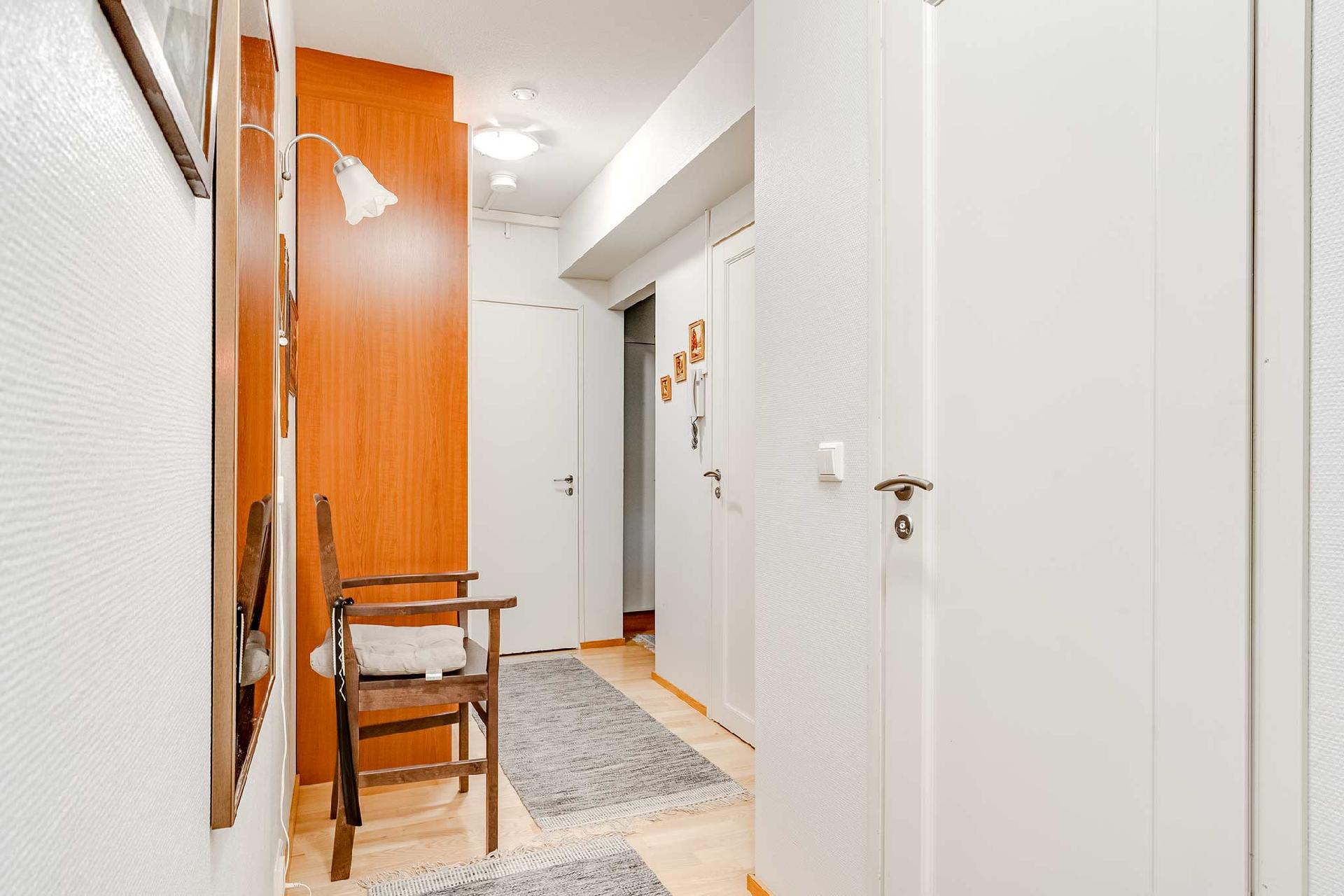 Mustanlahdenkatu 19, Amuri, Tampere