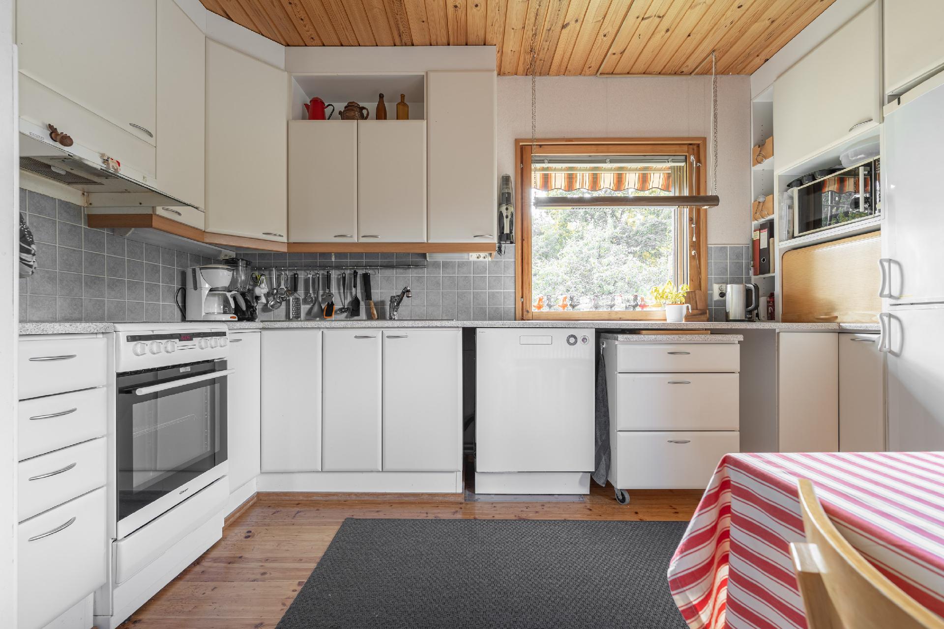 Kellotarhantie 12, Kelloniemi, Kuopio