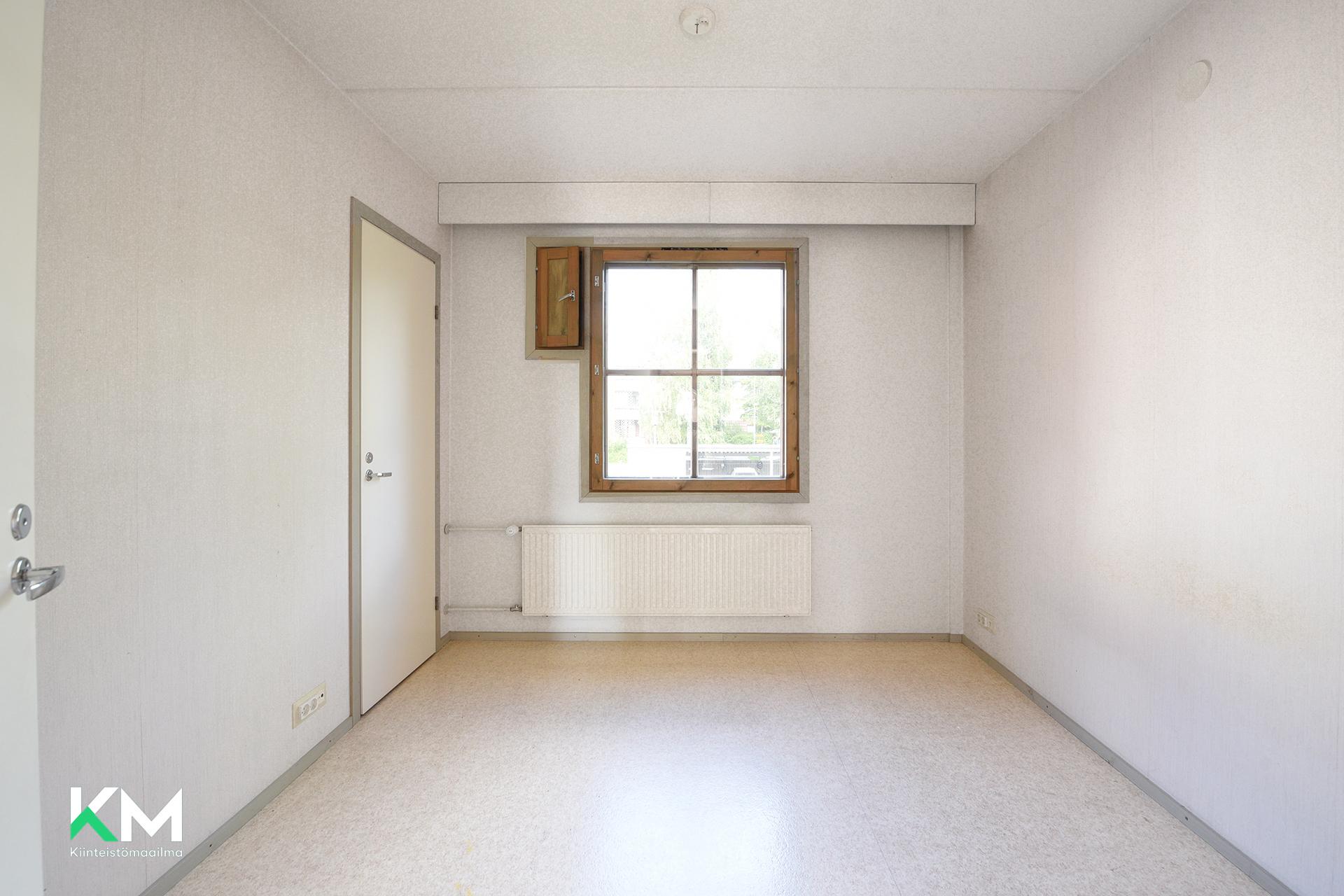 Lautamiehenkatu 10, Asemantausta, Lahti