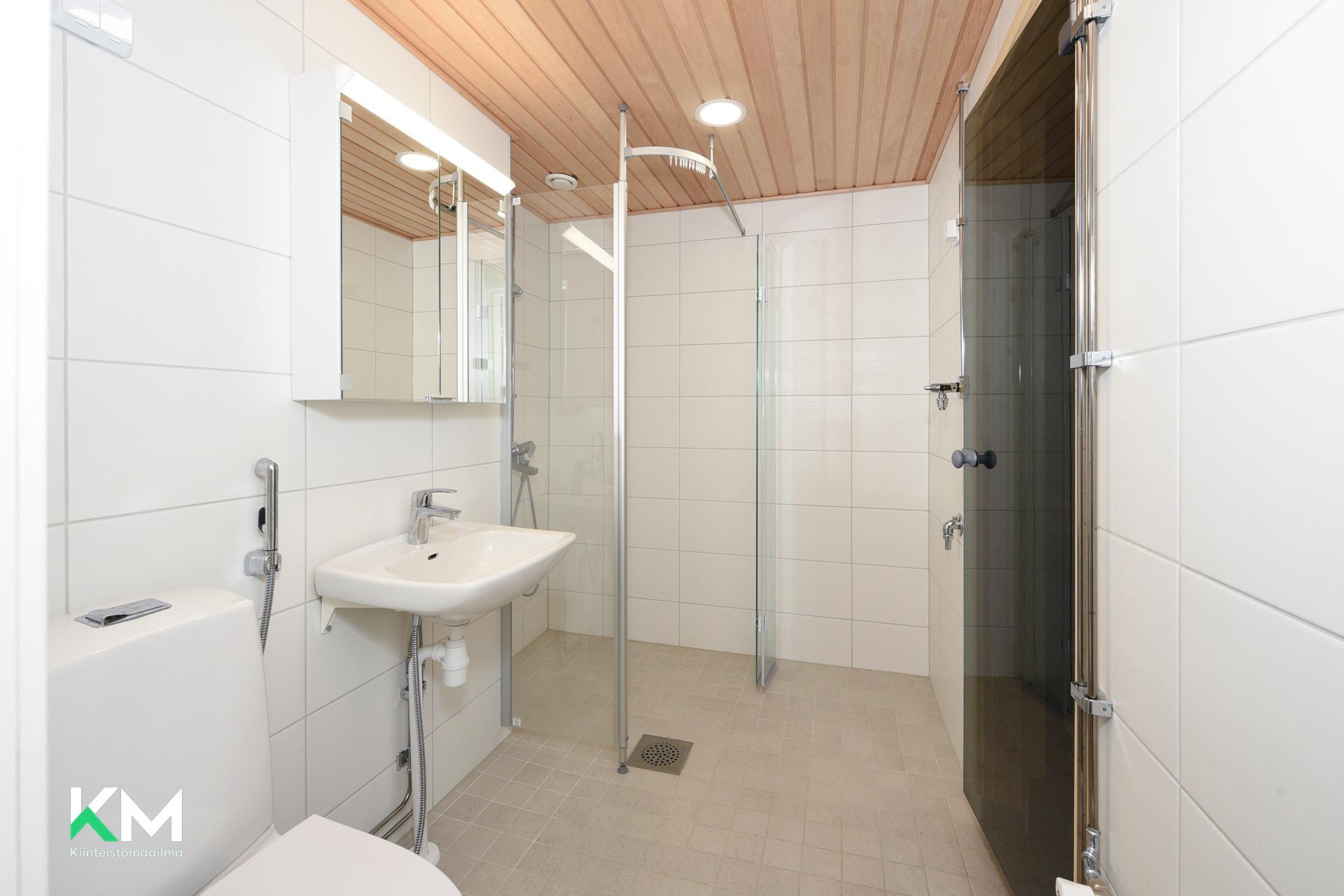 Lautamiehenkatu 10, Asemantausta, Lahti