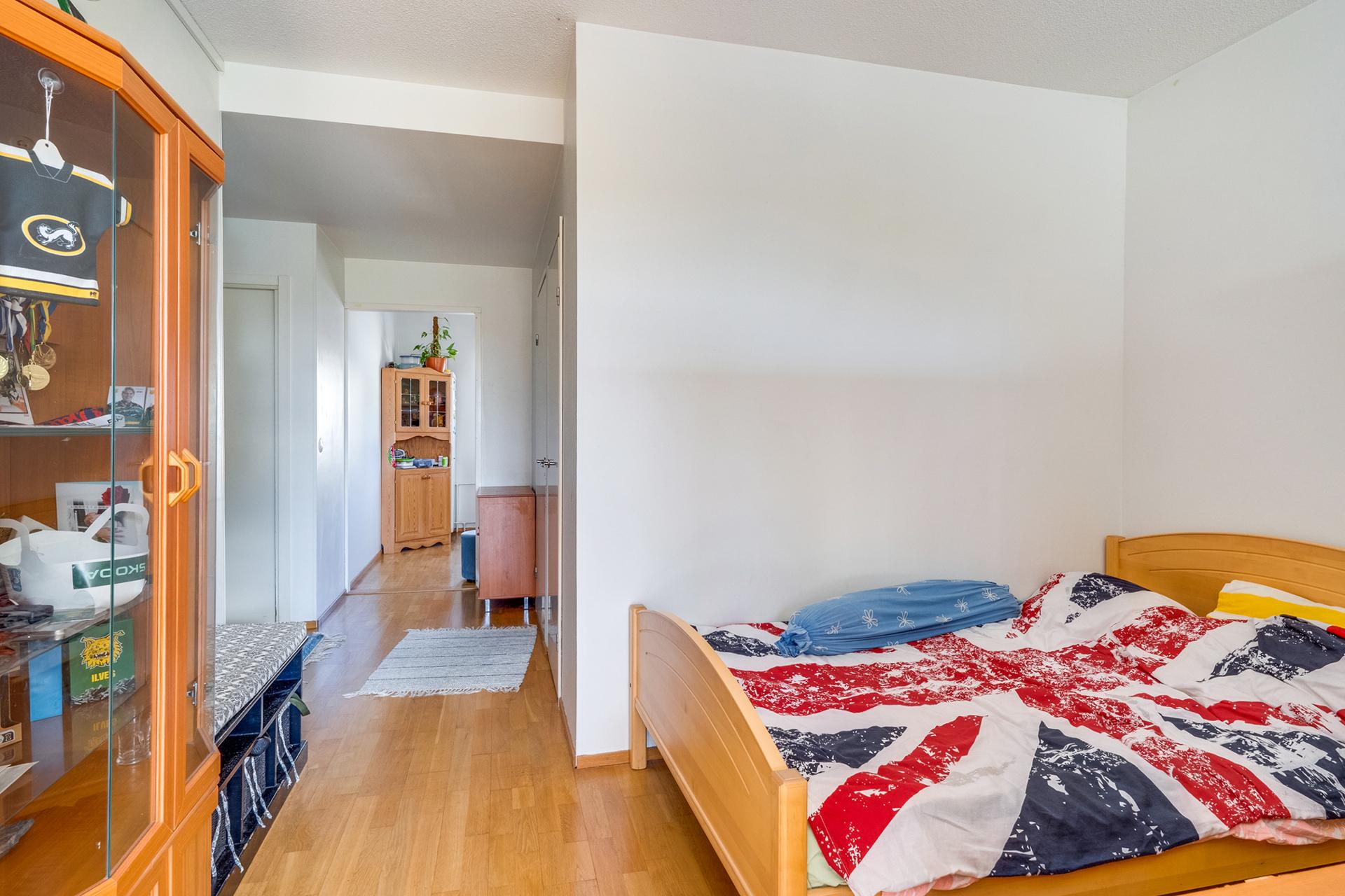 Takahuhdinkatu 100, Takahuhti, Tampere