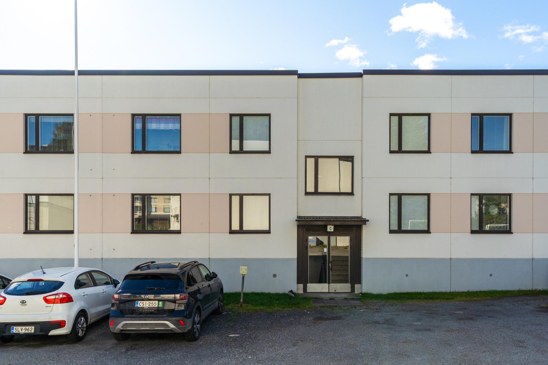 Takahuhdinkatu 100, Takahuhti, Tampere