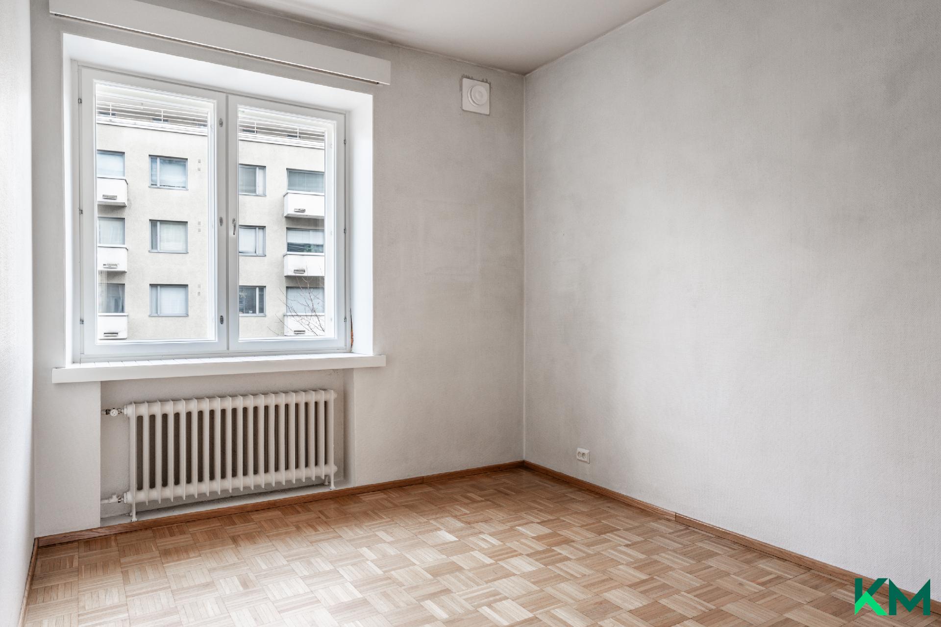 Makuuhuone 1. (sisäpiha)