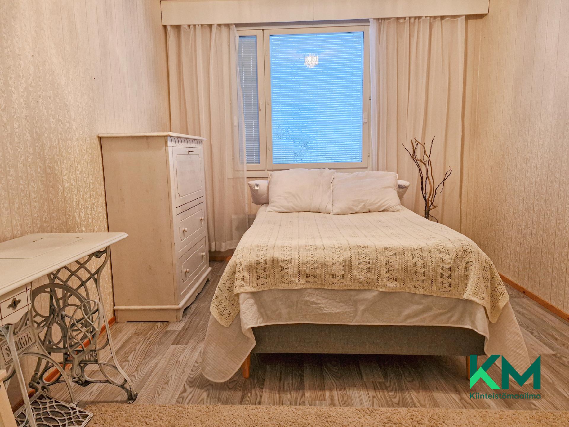 Kalliotie 26, Kellarpelto, Savonlinna