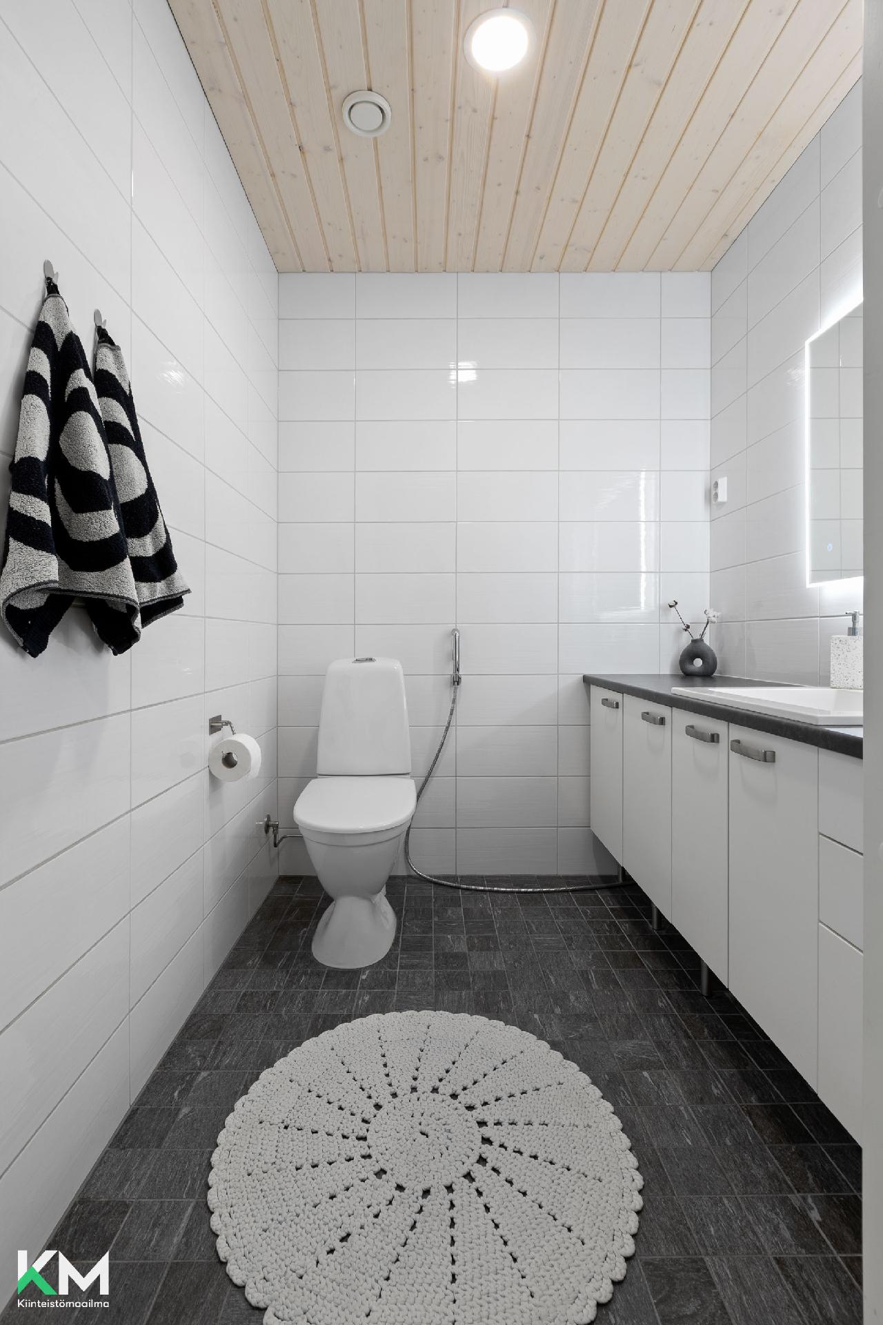 Perhoslehdontie 2, Perhoslehto, Hollola